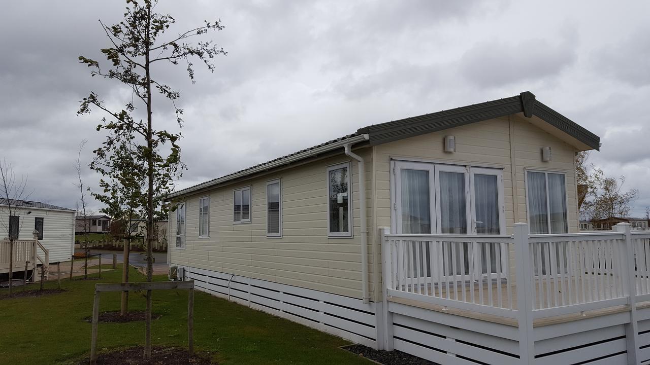 Luxury Lodge At Haggerston Castle Beal Exterior photo